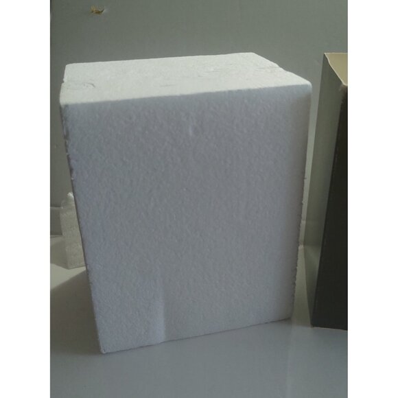 Franklin Mint People of Canada Pewter Figurine The Eskimo Woman 1976 - Picture 3 of 12